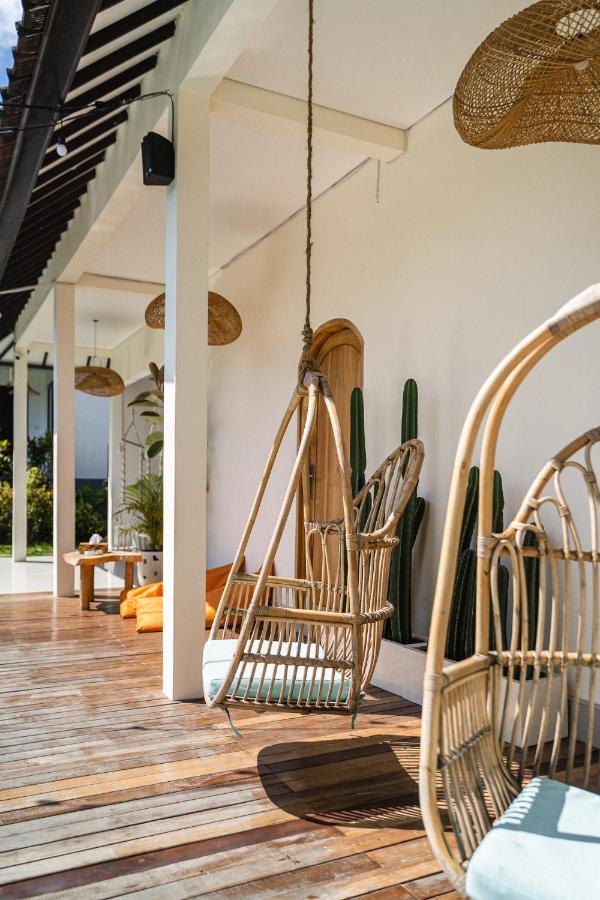 Hotel Shaka Clan Surf Canggu Exterior foto